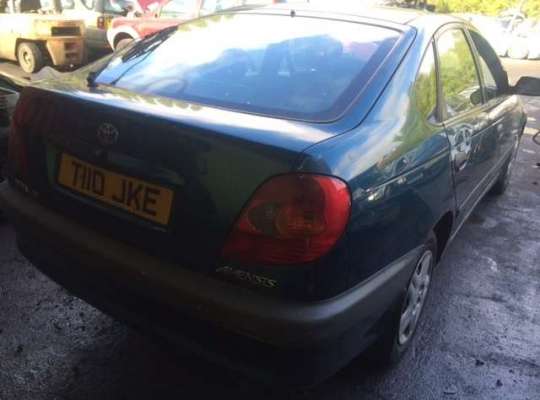 Toyota Avensis I