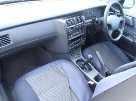 Toyota Carina E T19