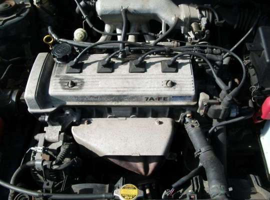 Toyota Avensis I