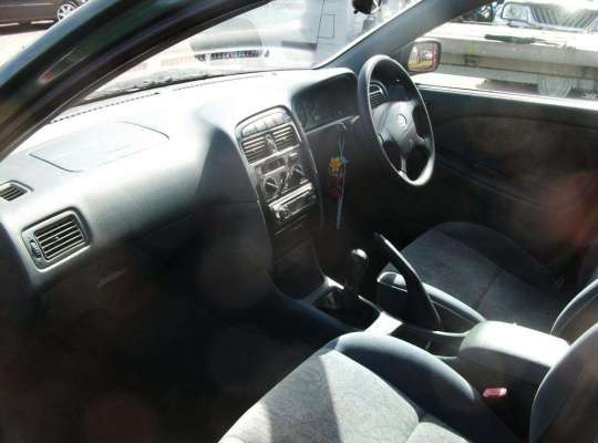 Toyota Avensis I