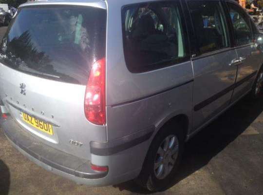 Peugeot 807