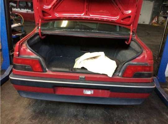 Peugeot 405