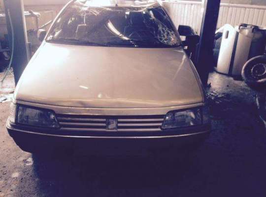 Peugeot 405