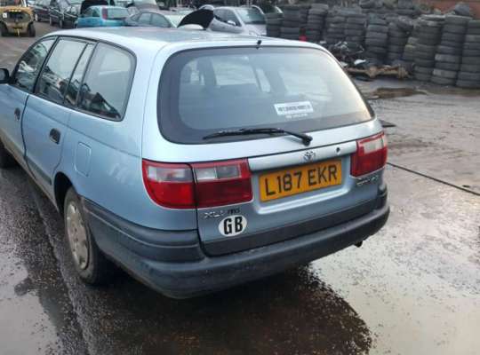Toyota Carina E T19