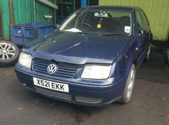 Volkswagen Bora (1J2)