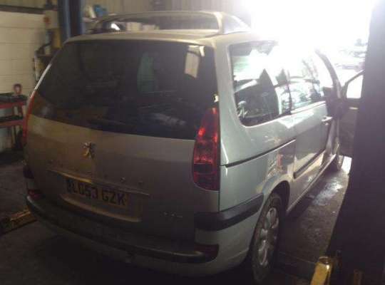 Peugeot 807