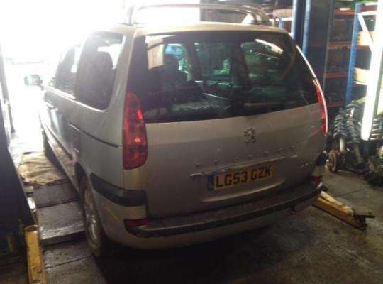 Peugeot 807