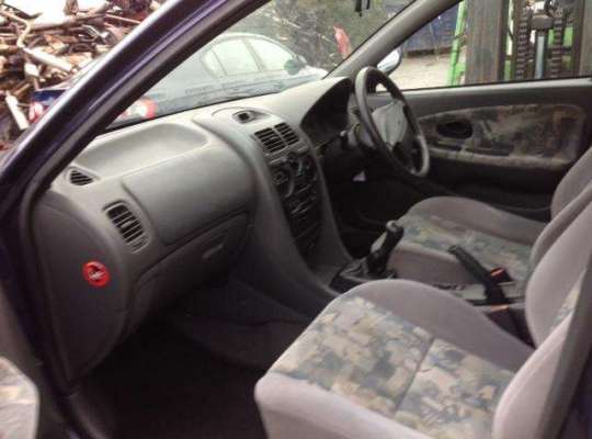 Mitsubishi Carisma