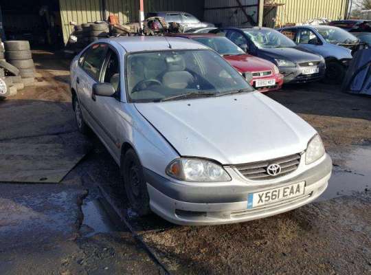Toyota Avensis I