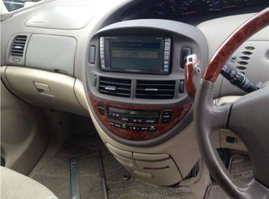 Toyota Previa 2