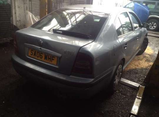Skoda Octavia Tour (1U)