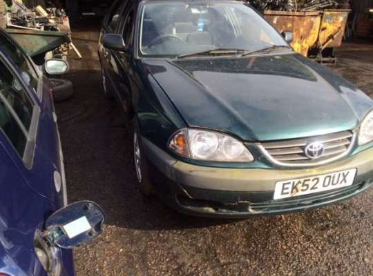 Toyota Avensis I