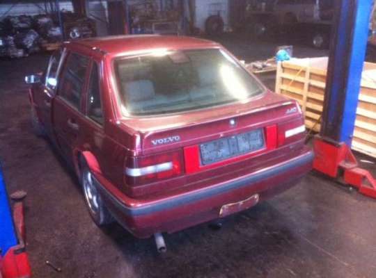 Volvo 440 (445)