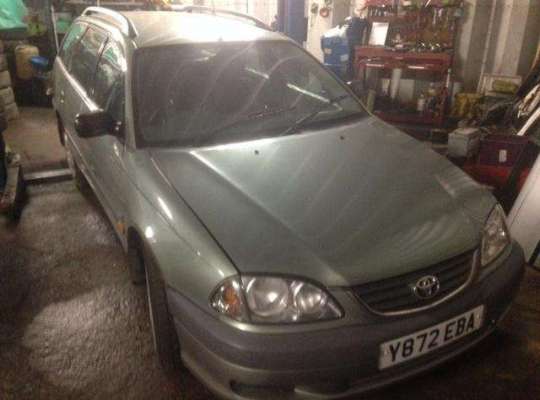 Toyota Avensis I