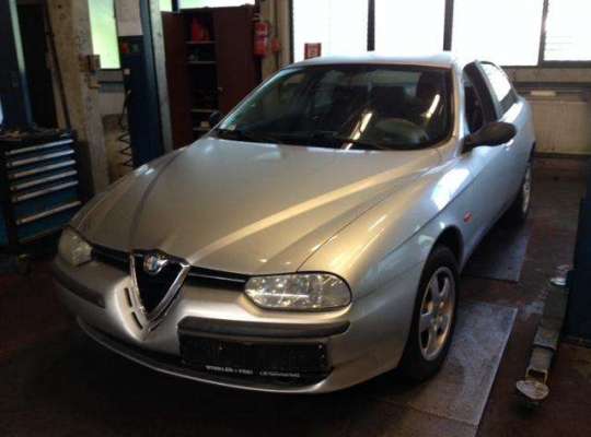 Alfa Romeo 156 (932)