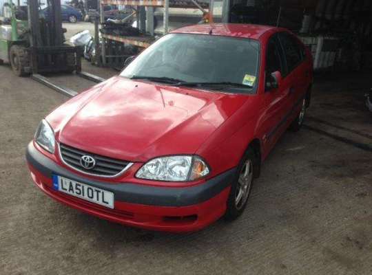 Toyota Avensis I