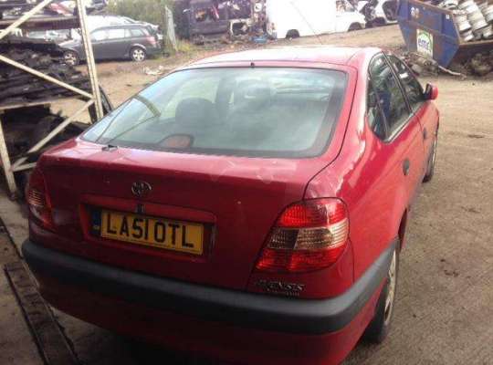 Toyota Avensis I