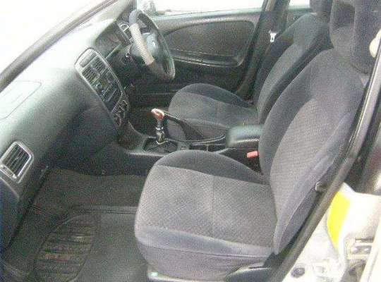 Toyota Avensis I