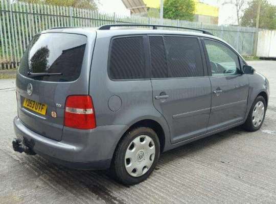 Volkswagen Touran I (1T)
