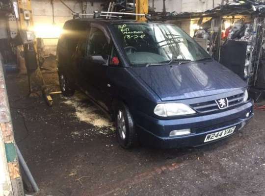 Peugeot 806