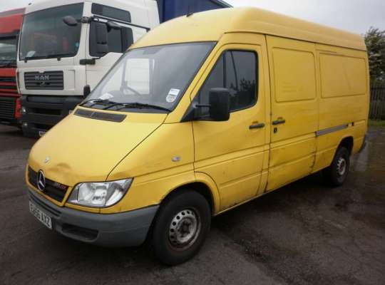 Mercedes-Benz Sprinter (903)
