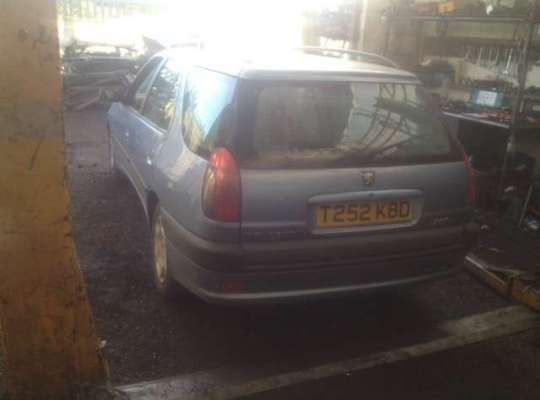 Peugeot 306