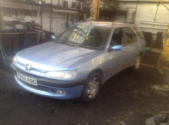 Peugeot 306