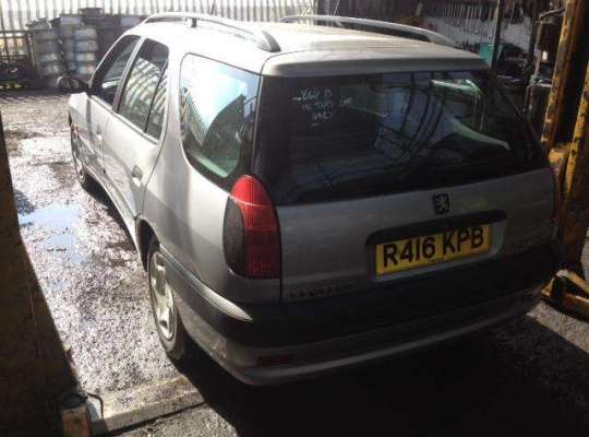 Peugeot 306