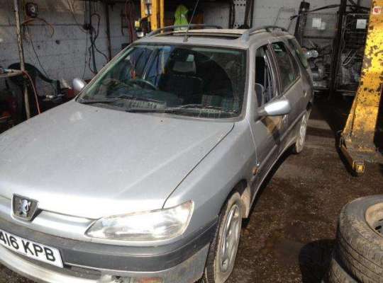Peugeot 306