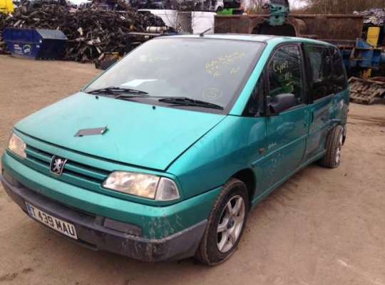 Peugeot 806