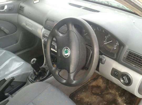 Skoda Octavia Tour (1U)