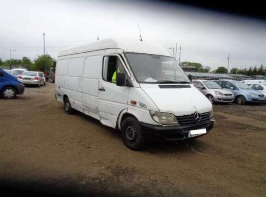 Mercedes-Benz Sprinter (903)
