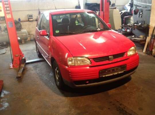 SEAT Arosa (6H)