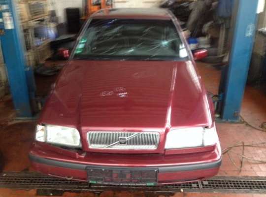 Volvo 440 (445)