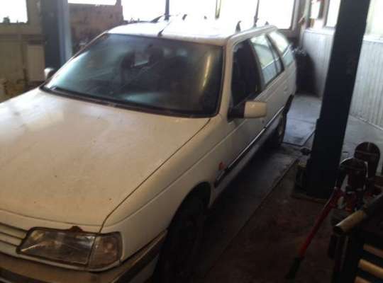 Peugeot 405