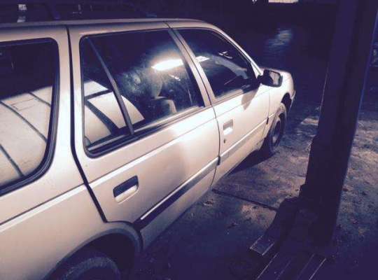 Peugeot 405