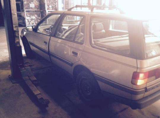 Peugeot 405