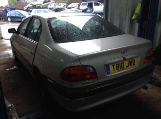Toyota Avensis I