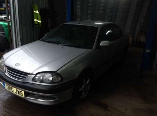 Toyota Avensis I