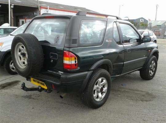 Opel Frontera B