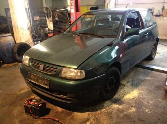 SEAT Ibiza II (6K1)