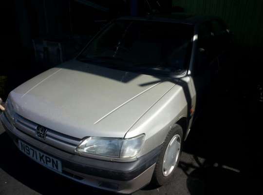 Peugeot 306