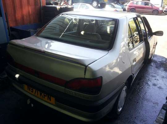 Peugeot 306