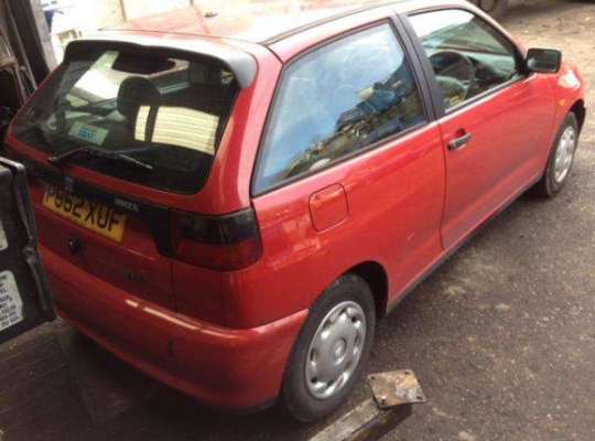 SEAT Ibiza II (6K1)