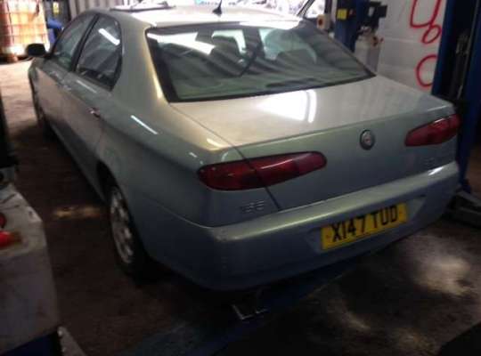 Alfa Romeo 166 (936)