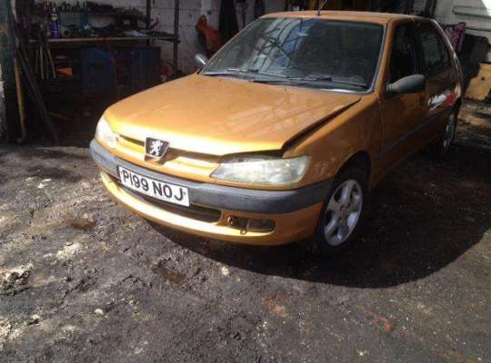 Peugeot 306