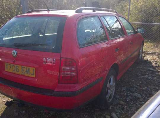 Skoda Octavia Tour (1U)