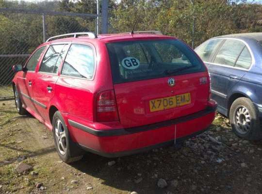 Skoda Octavia Tour (1U)