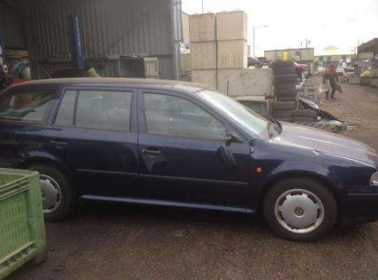 Skoda Octavia Tour (1U)