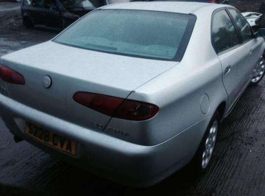 Alfa Romeo 166 (936)